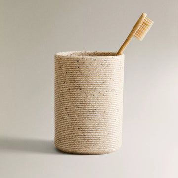 Scored Resin Toothbrush Cup