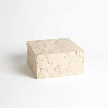 Tuffeau Display Block